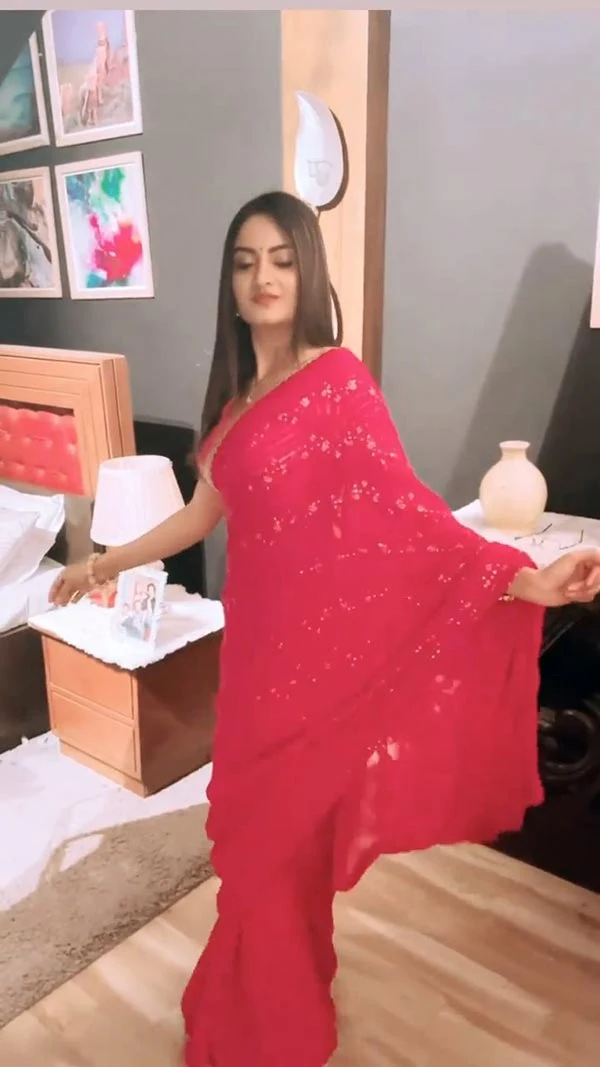 Ankita Sahu saree hot photos mombian actress
