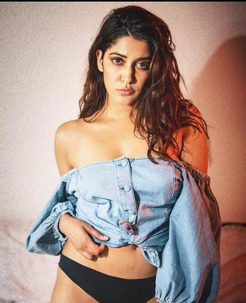 Anuja Joshi underwear hot actress hello mini web series Anuja Joshi underwear hot actress hello mini web series