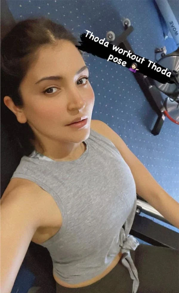 anushka sharma post workout selfie sweaty look bollywood actress anushka sharma post workout selfie sweaty look bollywood actress