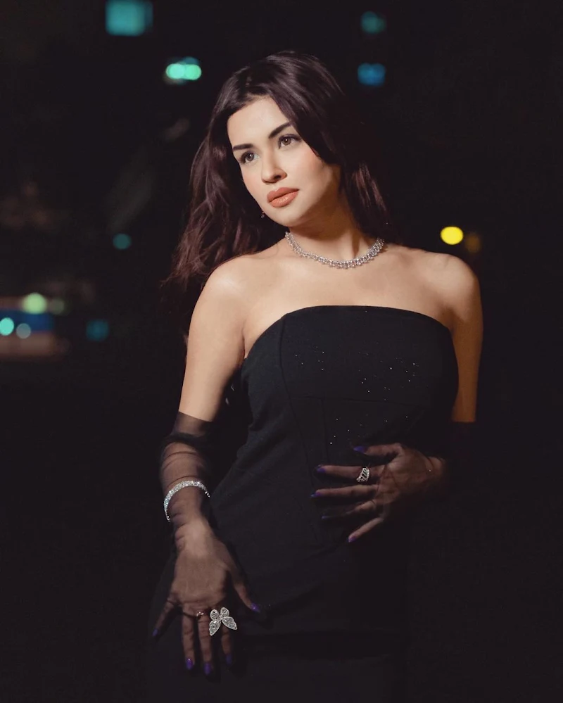 Avneet Kaur black dress hot Avneet Kaur black dress hot