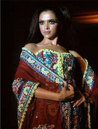 Deepika Padukone rare old modeling photos Deepika Padukone rare old modeling photos