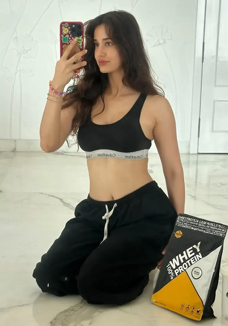 disha patani calvin klein bra selfie disha patani calvin klein bra selfie
