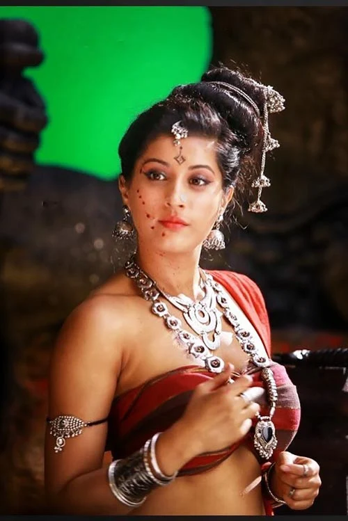 divina thackur hot actress divina thackur hot actress
