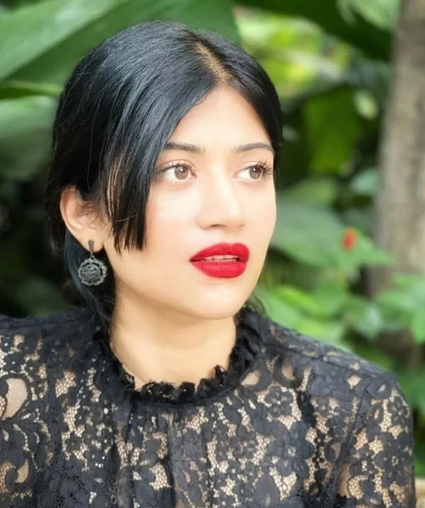 Donna Munshi hot actress Donna Munshi hot actress