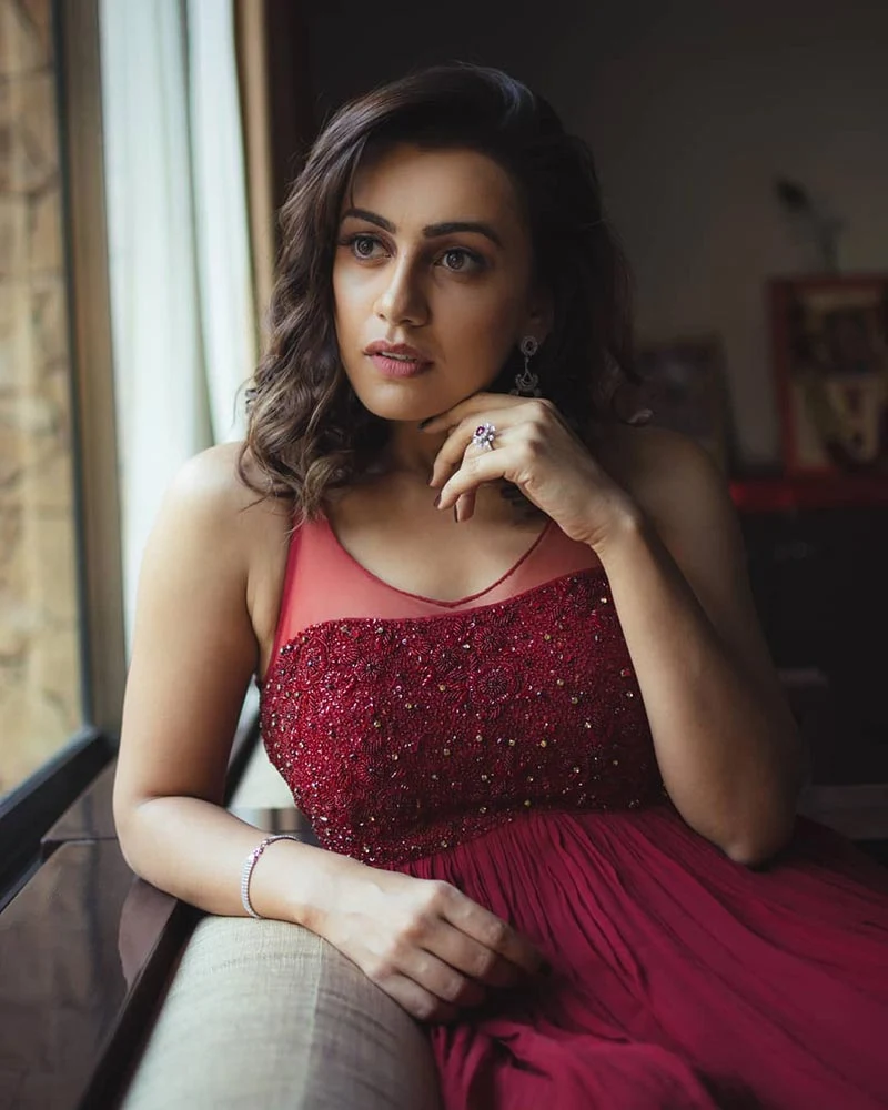 Esha Kansara hot indian tv actress Esha Kansara hot indian tv actress