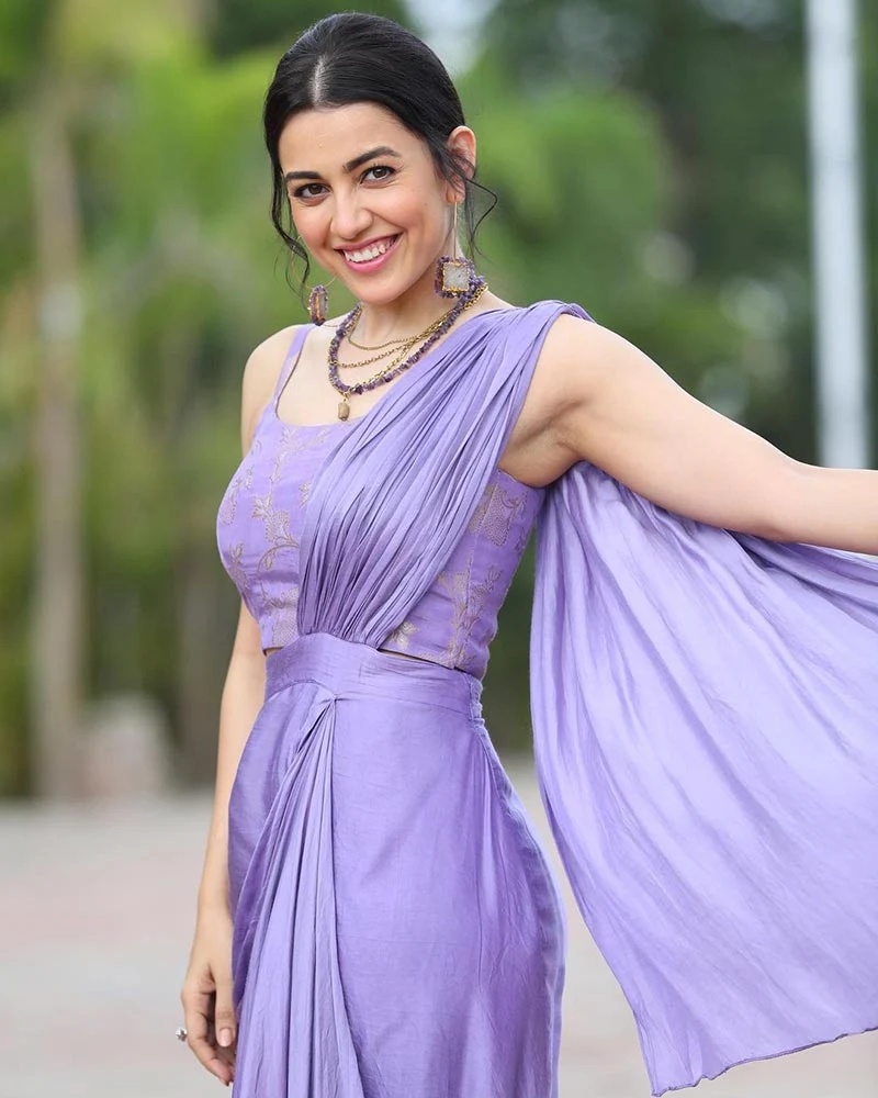 Esha Kansara saree hot indian tv actress Esha Kansara saree hot indian tv actress