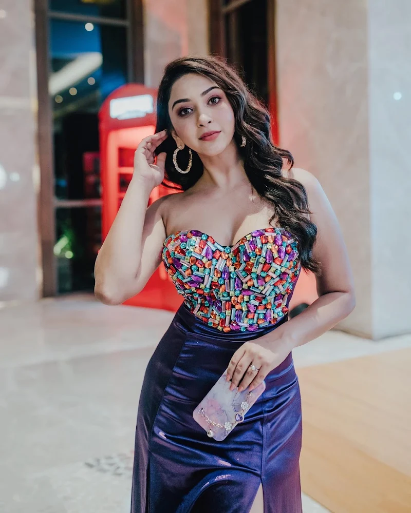 esshanya maheshwari cleavage off shoulder top skirt