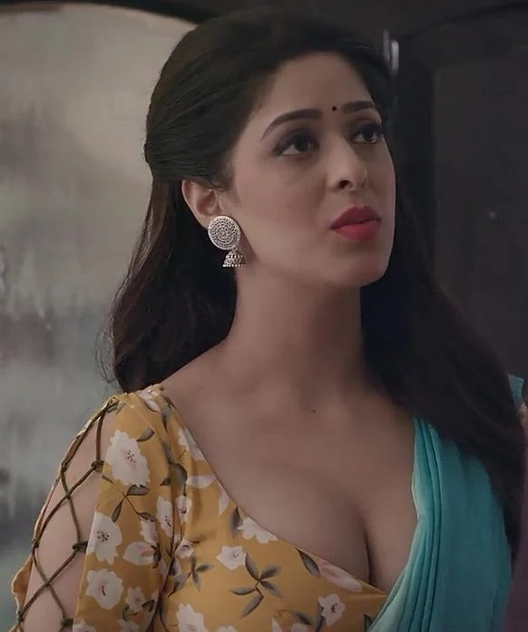 Garima Jain hot photos Garima Jain cleavage hot photos