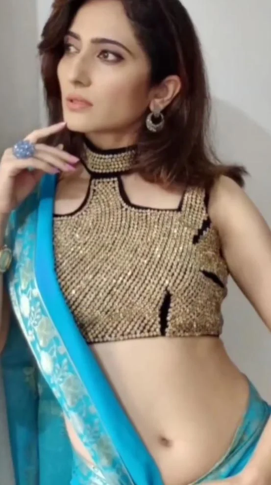 Gauri Singh navel saree savdhaan india actress Gauri Singh navel saree savdhaan india actress