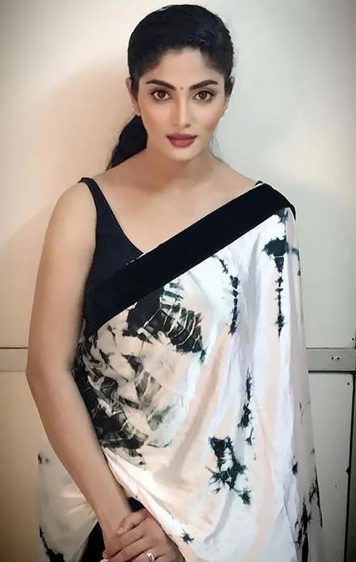 Hardika Joshi hot tv actress Hardika Joshi hot tv actress