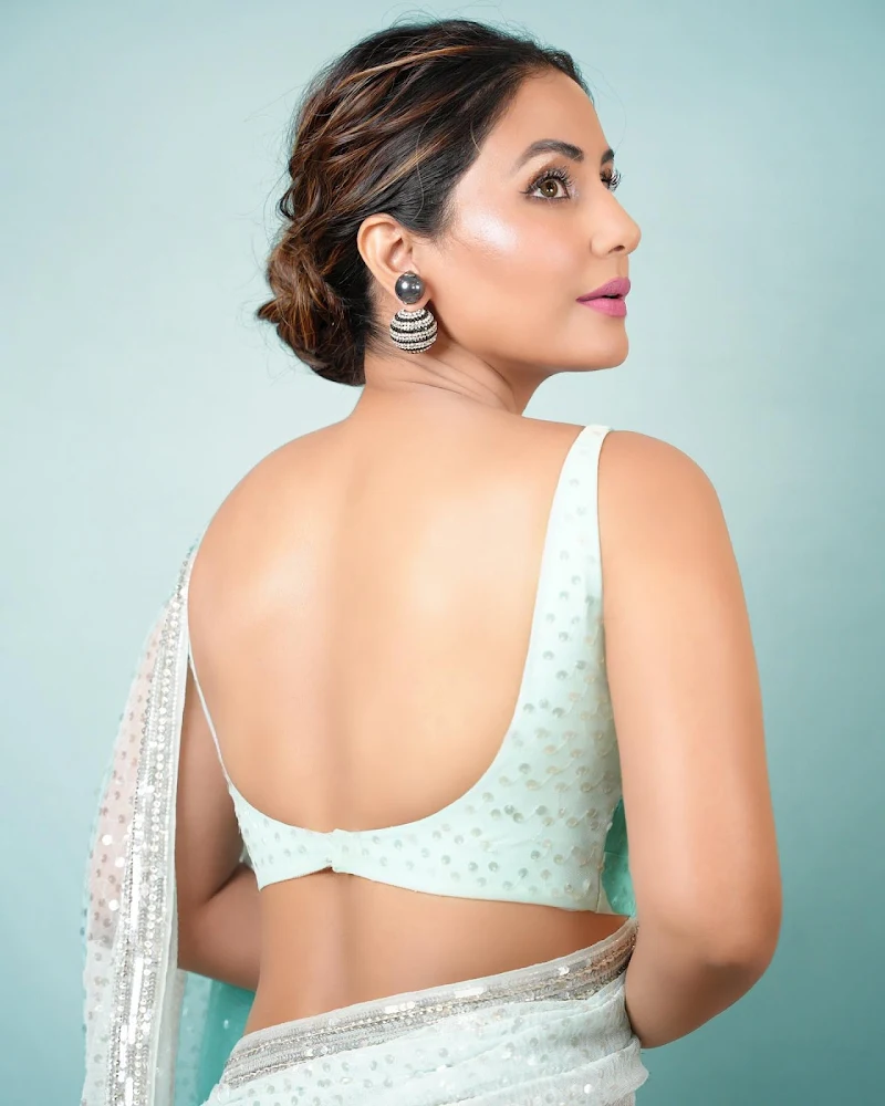 Hina Khan backless white saree hot actress Hina Khan backless white saree hot actress