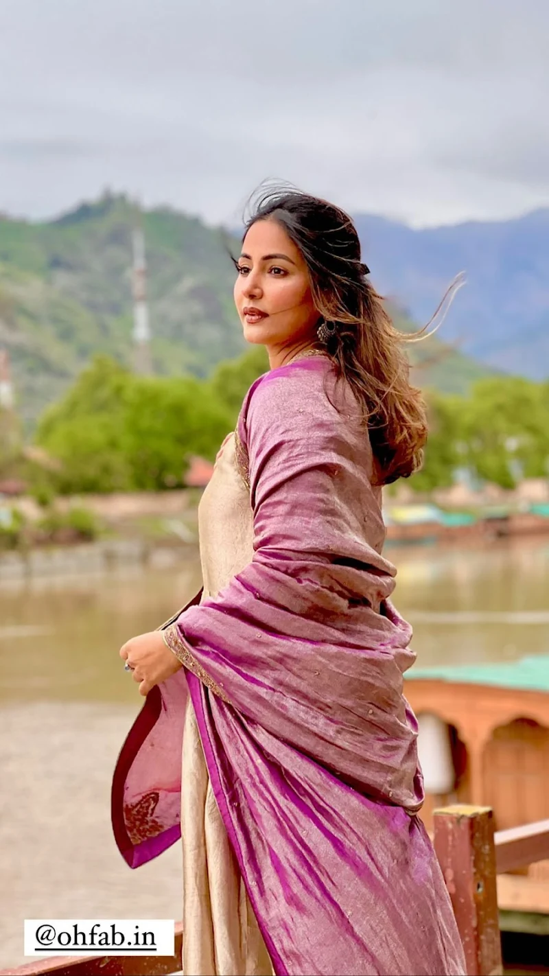 Hina Khan indian attire beautiful actress
