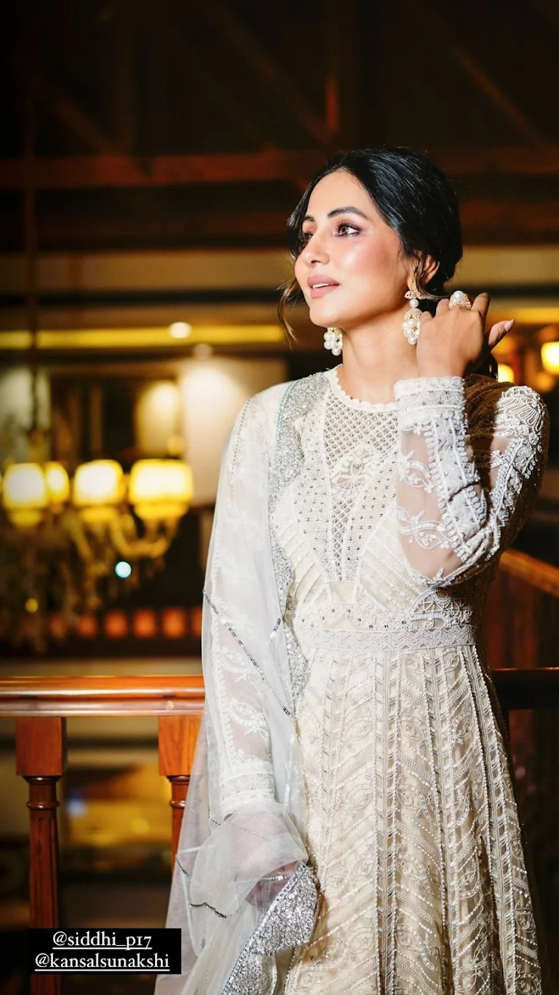 Hina Khan white suit g20 summit