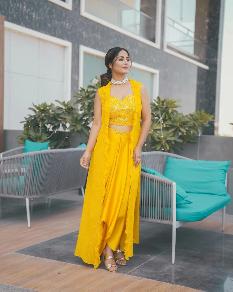 Hina Khan yellow outfit beautiful actress Hina Khan yellow outfit beautiful actress