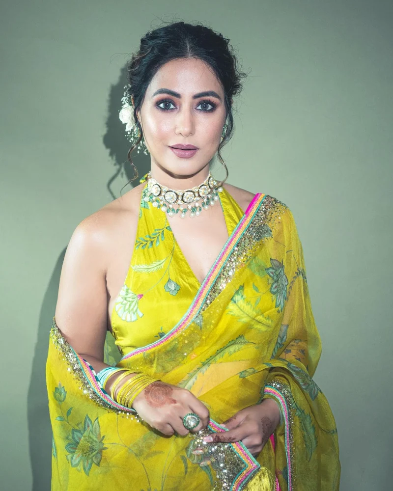 hina khan yellow saree backless blouse hina khan yellow saree backless blouse