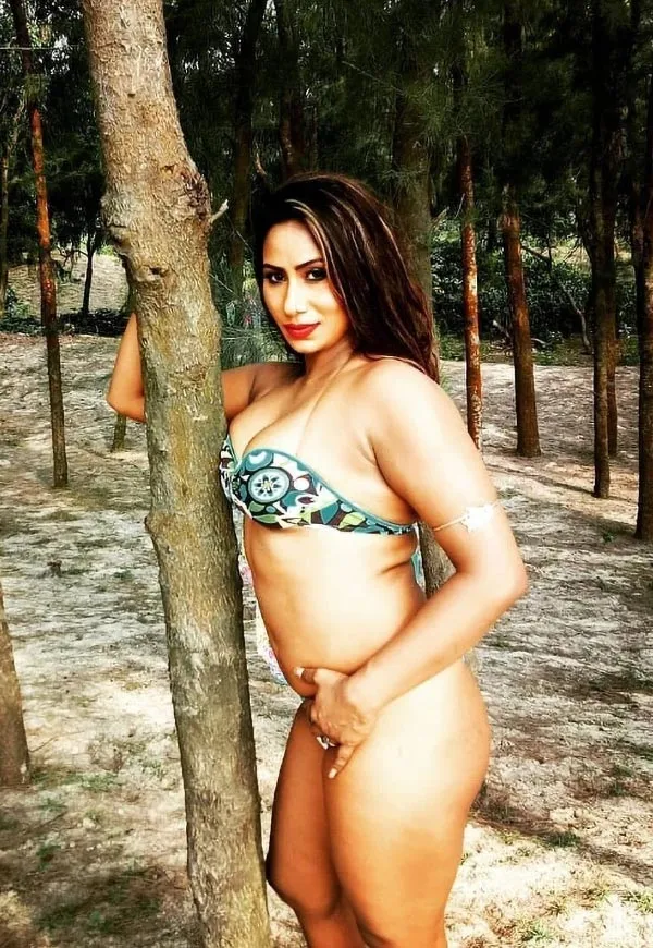 kamalika chanda bikini hot actress happy ending gupchup kamalika chanda bikini hot actress happy ending gupchup