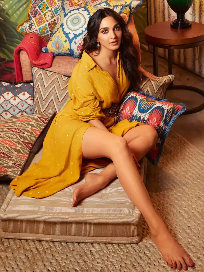 kiara advani sexy legs yellow outfit kiara advani sexy legs yellow outfit