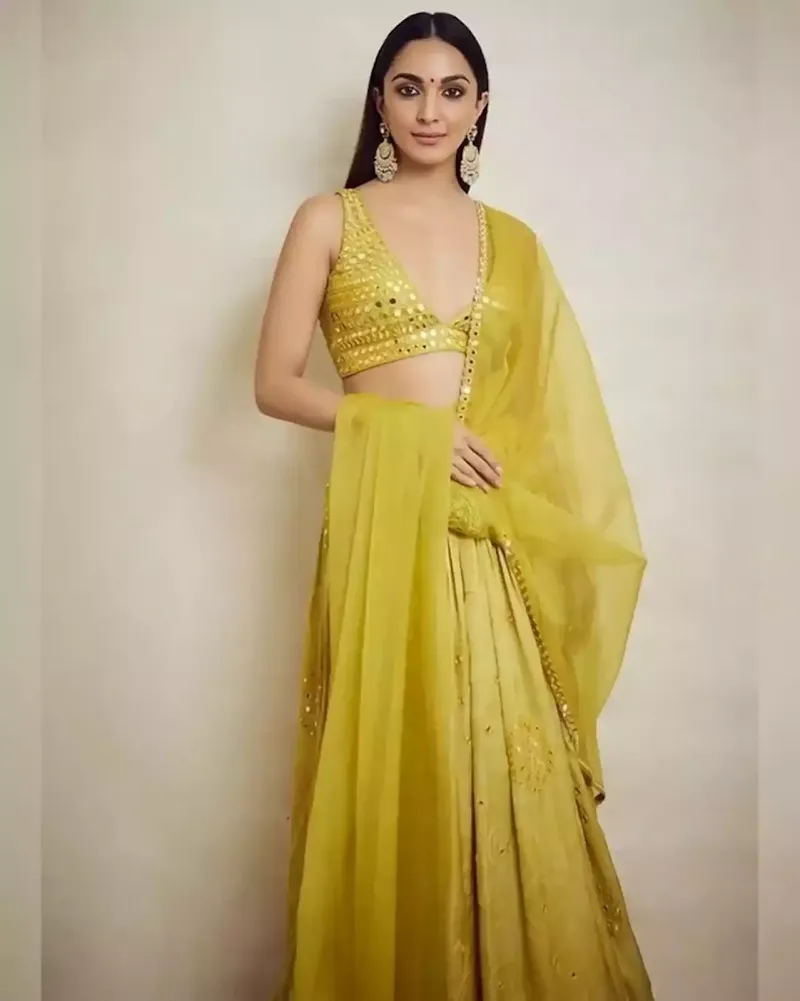 kiara advani yellow lehanga deep neckline blouse kiara advani yellow lehanga deep neckline blouse