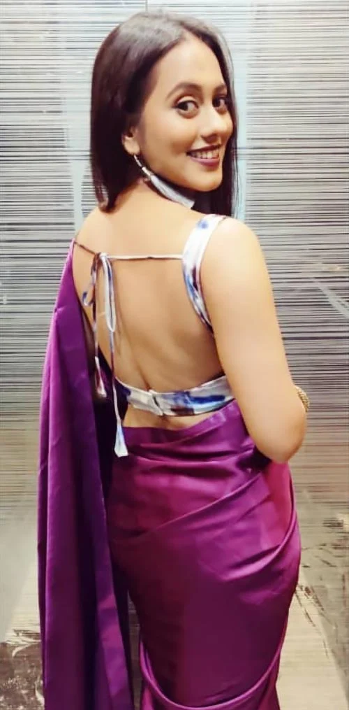 Krutika Desai backless saree hot tv actress