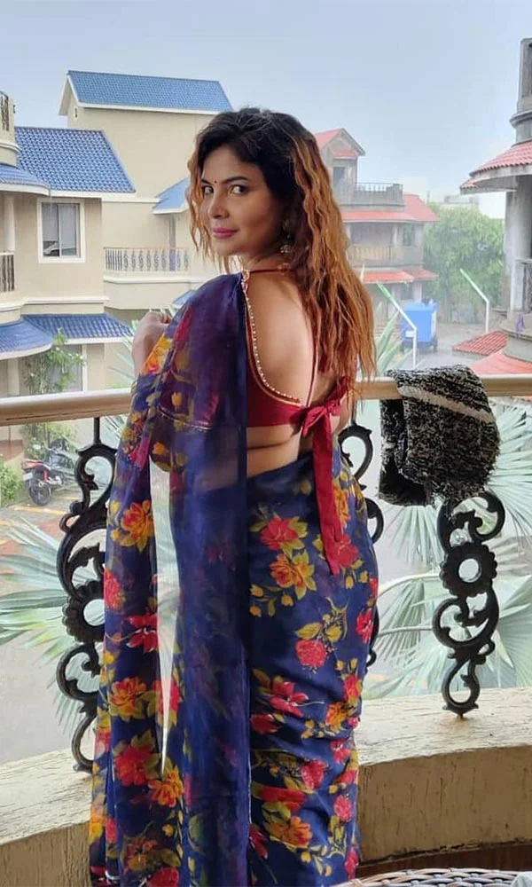 Mahi Kaur saree hot ullu kooku actress Mahi Kaur saree hot ullu kooku actress