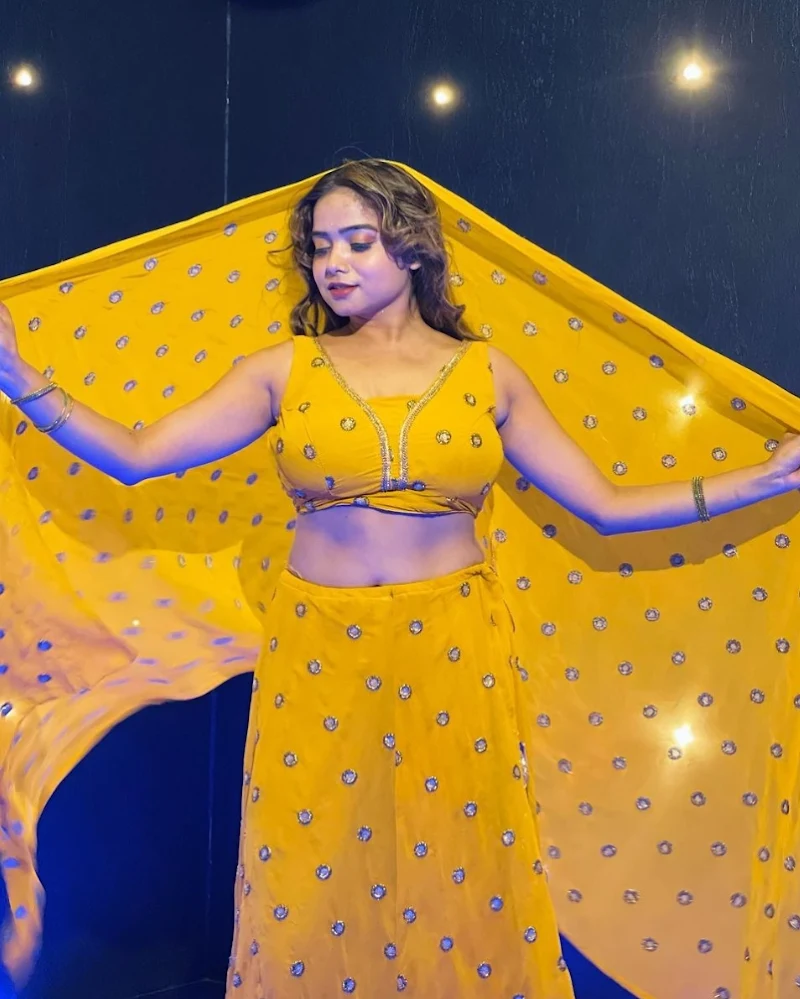Manisha Rani saree hot bigg boss ott Manisha Rani saree hot bigg boss ott