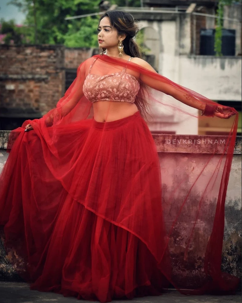 Manisha Rani saree hot bigg boss ott Manisha Rani saree hot bigg boss ott