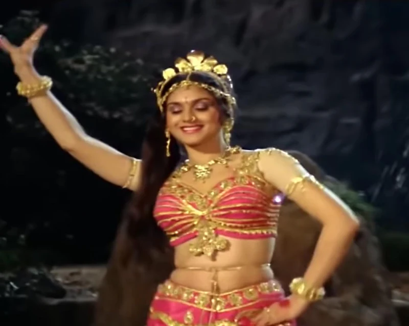 Meenakshi Seshadri - Naache Naagin Gali gali Meenakshi Seshadri - Naache Naagin Gali gali