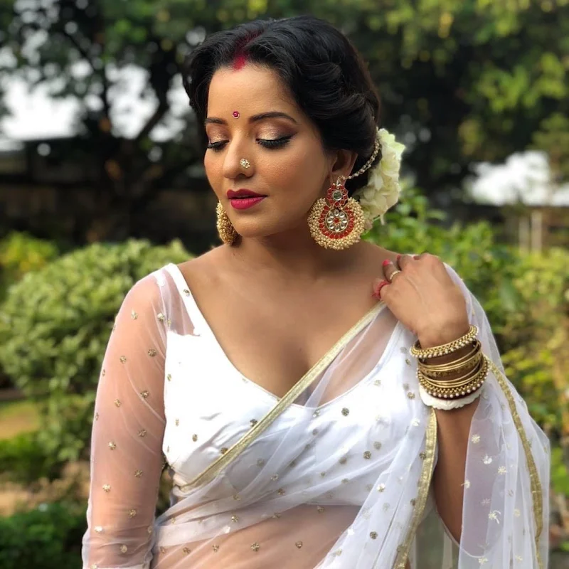 Monalisa white saree indian tv actress Monalisa white saree indian tv actress