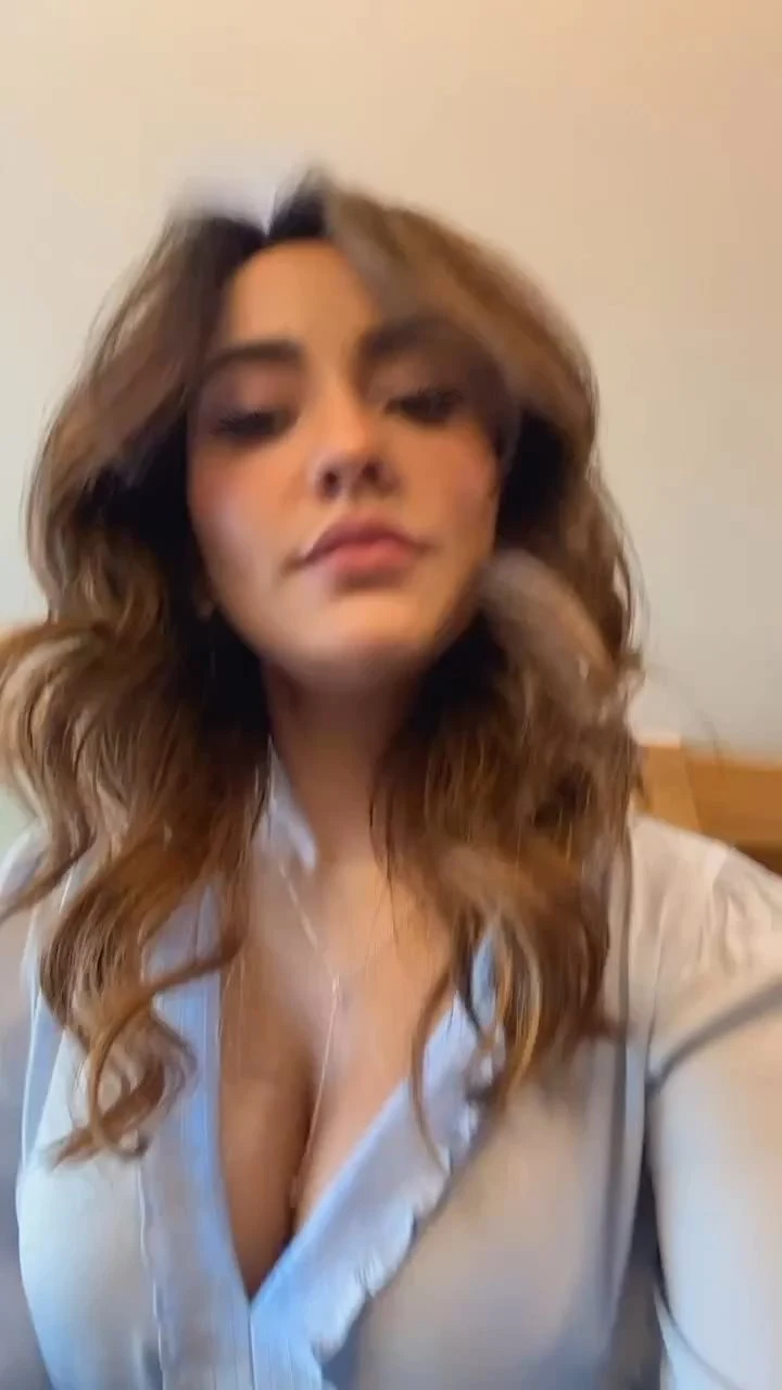 Neha Sharma cleavage hot video selfie Neha Sharma cleavage hot video selfie