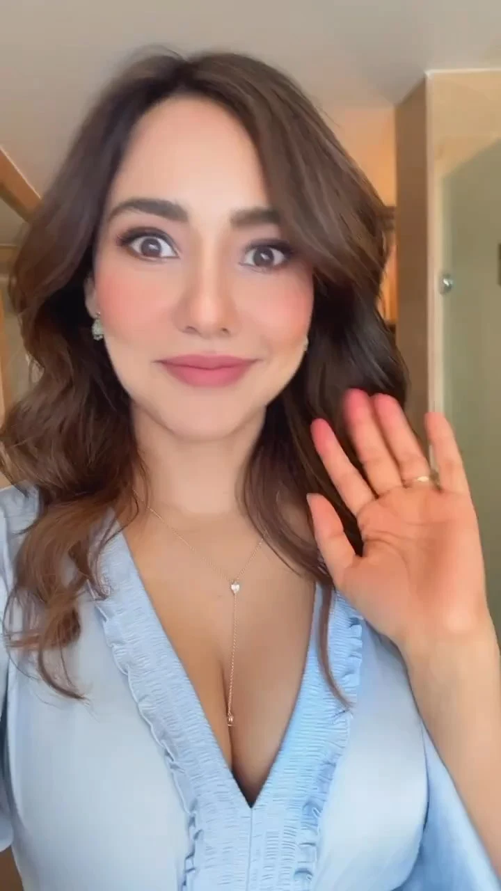 Neha Sharma cleavage hot video selfie Neha Sharma cleavage hot video selfie