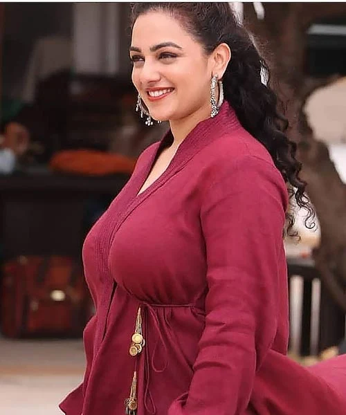 Nithya Menen busty hot curvy indian actress Nithya Menen busty hot curvy indian actress