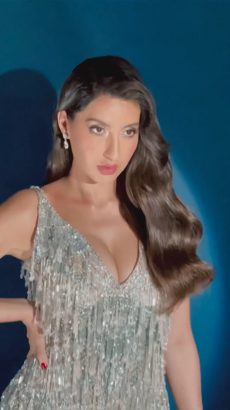 nora fatehi cleavage curvy sexy body tight dress nora fatehi cleavage curvy sexy body tight dress