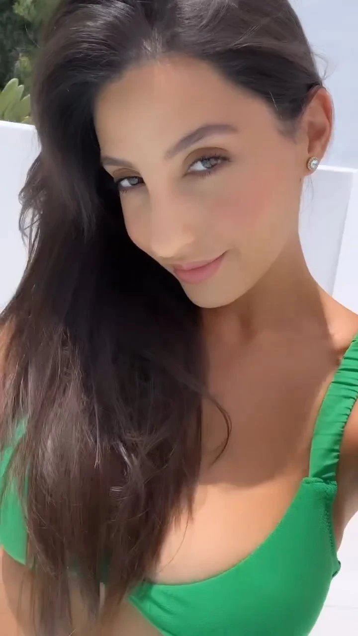 Nora Fatehi cleavage green bikini hot bollywood actress Nora Fatehi cleavage green bikini hot bollywood actress