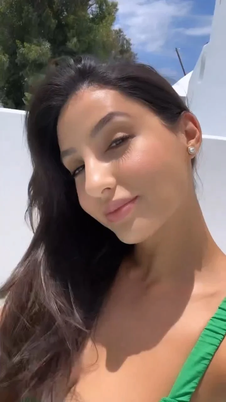 Nora Fatehi cleavage green bikini hot bollywood actress Nora Fatehi cleavage green bikini hot bollywood actress