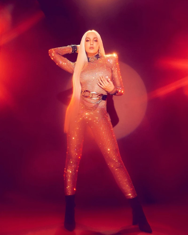 nora fatehi curvy seyx body tight outfit nora fatehi curvy seyx body tight outfit