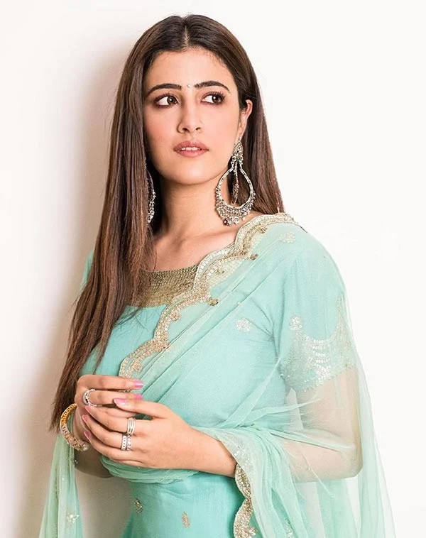 Nupur Sanon beautiful hot photos filhaal actress
