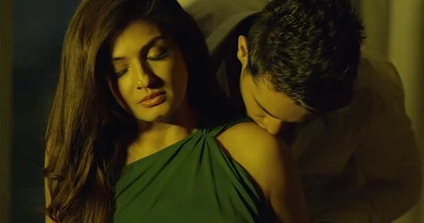 older women younger men hot bollywood older women younger men hot bollywood