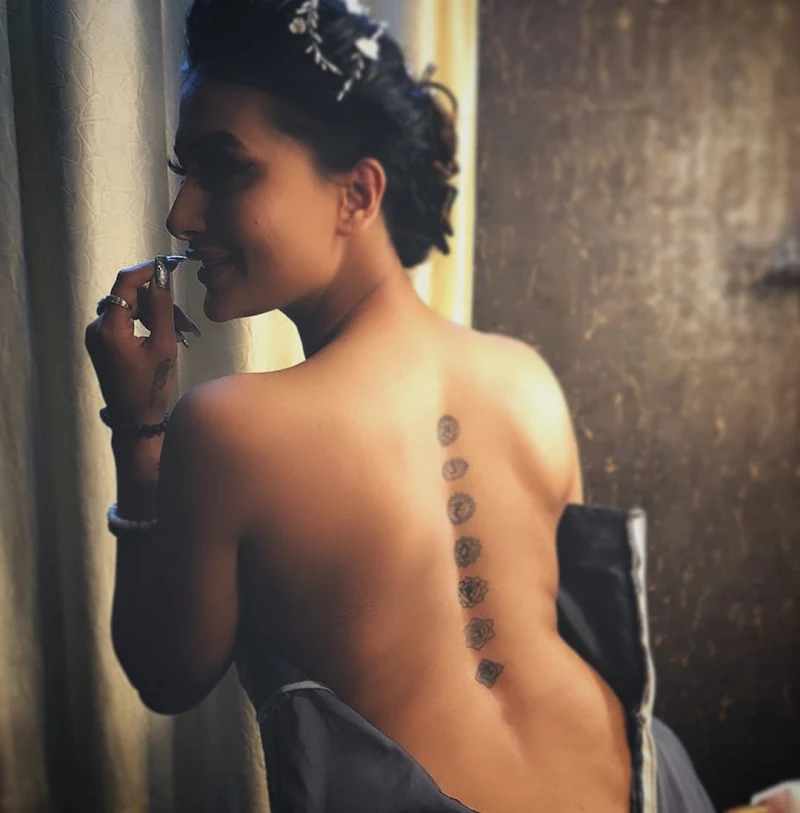 Pavitra Punia hot indian tv actress Pavitra Punia hot indian tv actress