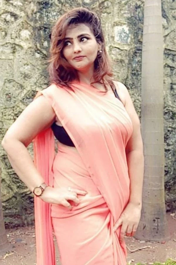 Pihu Jaiswal hot web series pooja sinha saree Pihu Jaiswal hot web series pooja sinha saree