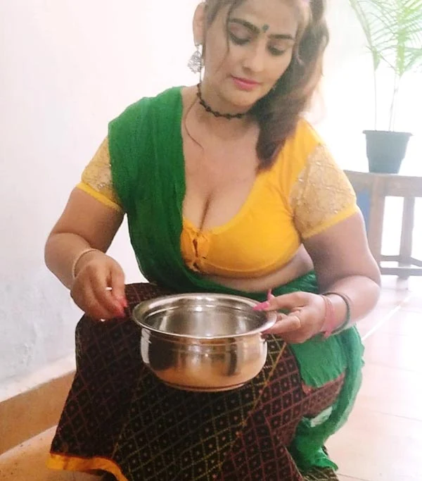 Pihu Jaiswal hot web series pooja sinha saree Pihu Jaiswal hot web series pooja sinha saree