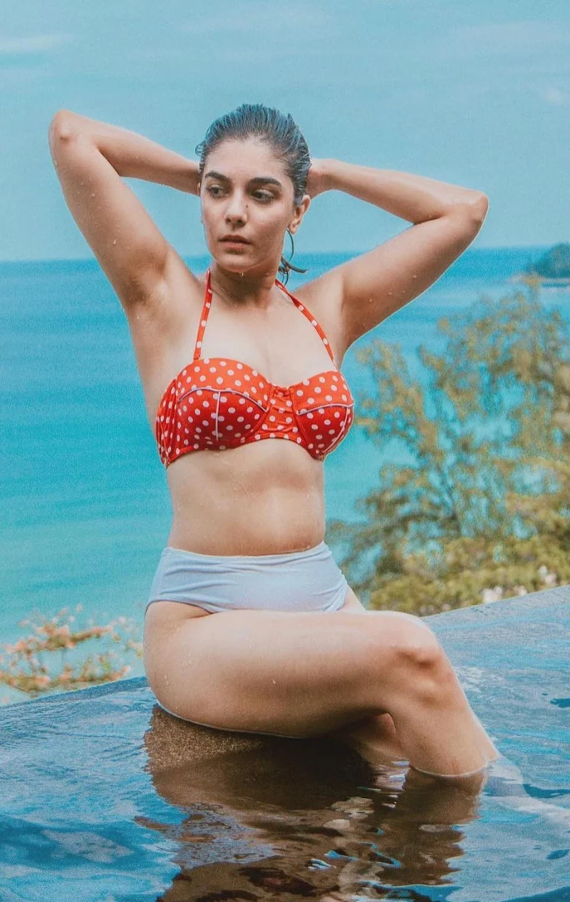 Pooja Gor bikini indian tv actress Pooja Gor bikini indian tv actress