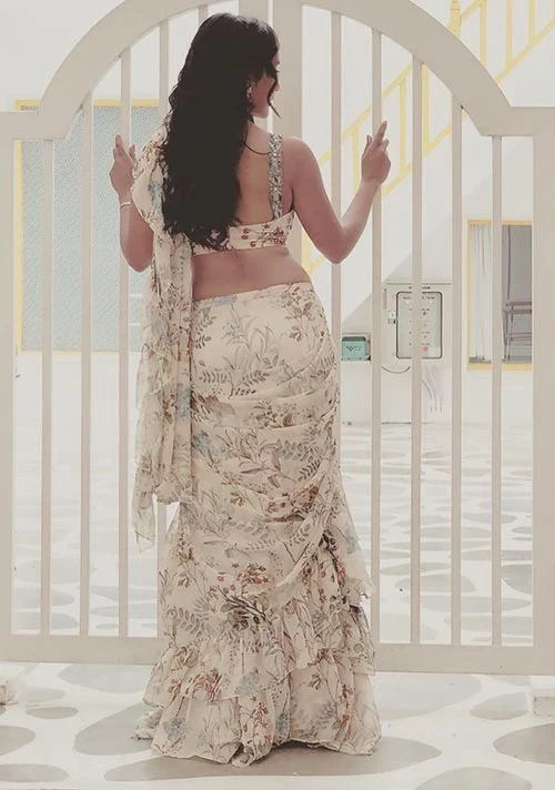 Priya Anand hot actress Priya Anand hot actress