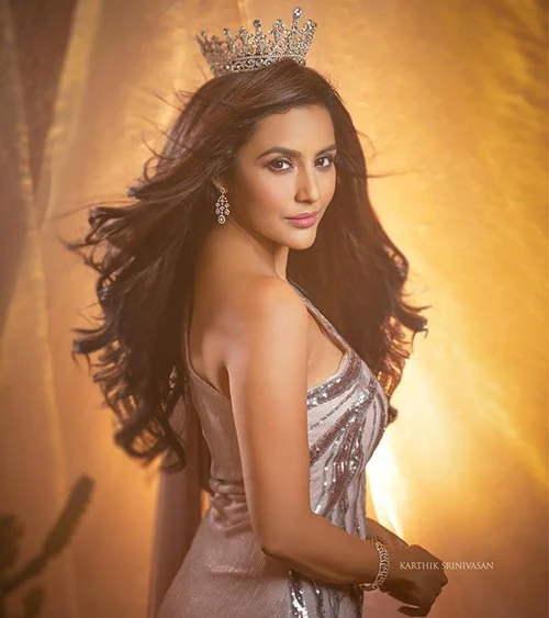 Priya Anand hot actress Priya Anand hot actress