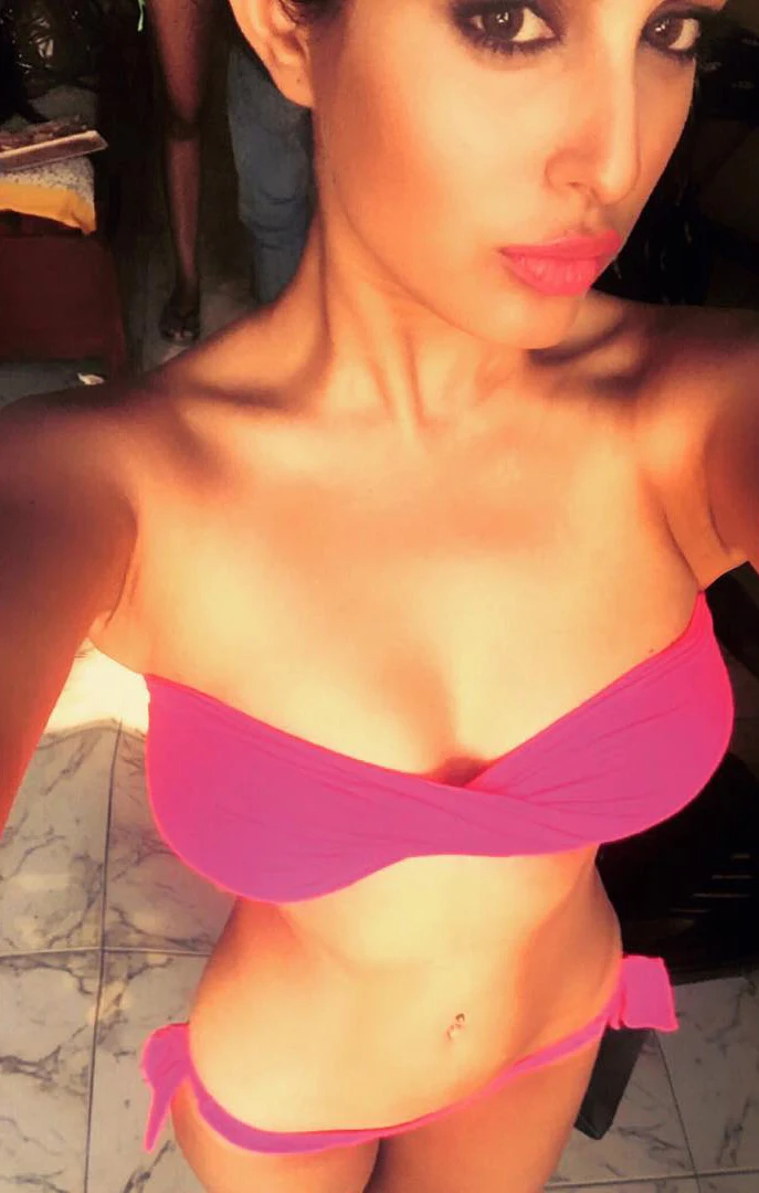 priya banerjee bikini hot actress hello mini bekaaboo priya banerjee bikini hot actress hello mini bekaaboo