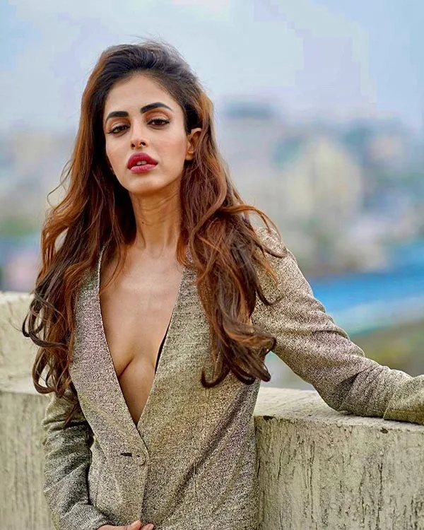 priya banerjee hot actress hello mini bekaaboo priya banerjee hot actress hello mini bekaaboo
