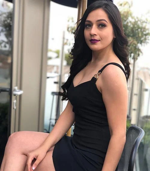 priyal gor cleavage hot indian actress priyal gor cleavage hot indian actress