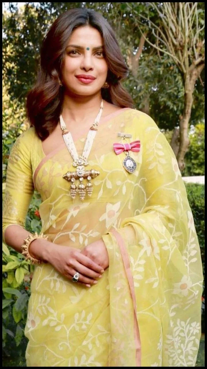 priyanka chopra yellow saree bollywood actress priyanka chopra yellow saree bollywood actress