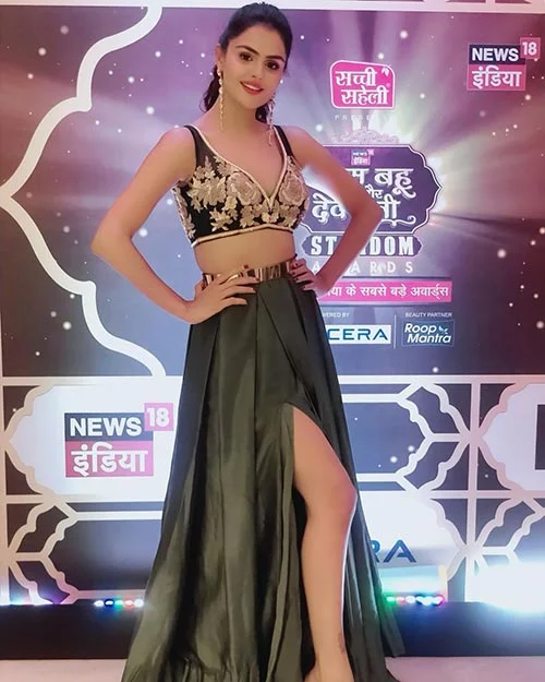 Priyanka Chahar Choudhary sexy legs hot actress Priyanka Chahar Choudhary sexy legs hot actress