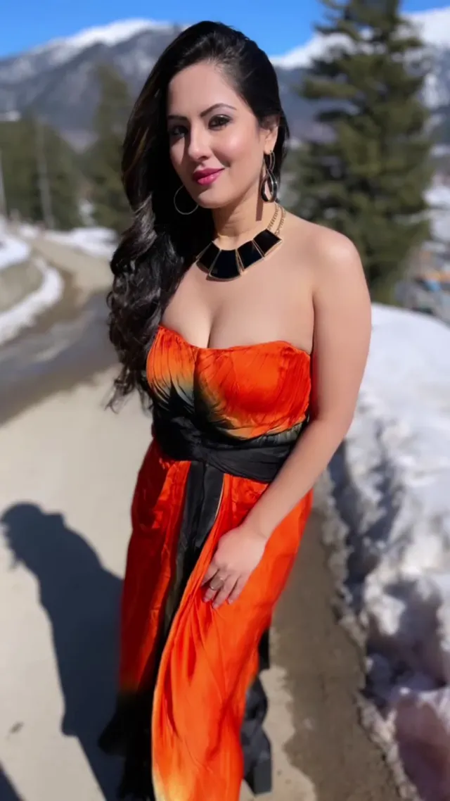 Puja Banerjee cleavage off shoulder dress indian tv actress Puja Banerjee cleavage off shoulder dress indian tv actress
