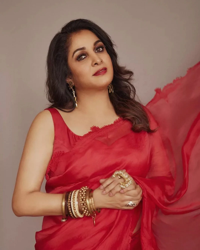 ramya krishnan 50 plus hot beautiful bollywood actress ramya krishnan 50 plus hot beautiful bollywood actress